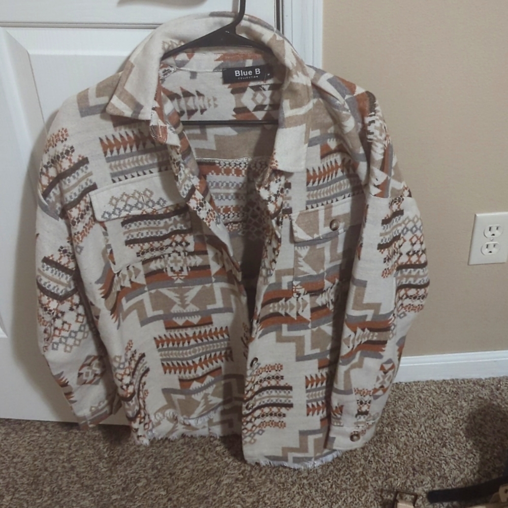 Western Aztec style cardigan functional buttons like new condition